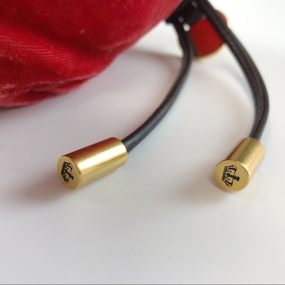 𝅺JUICY Couture velvet pouch bag on gold chain - Picture 6 of 7